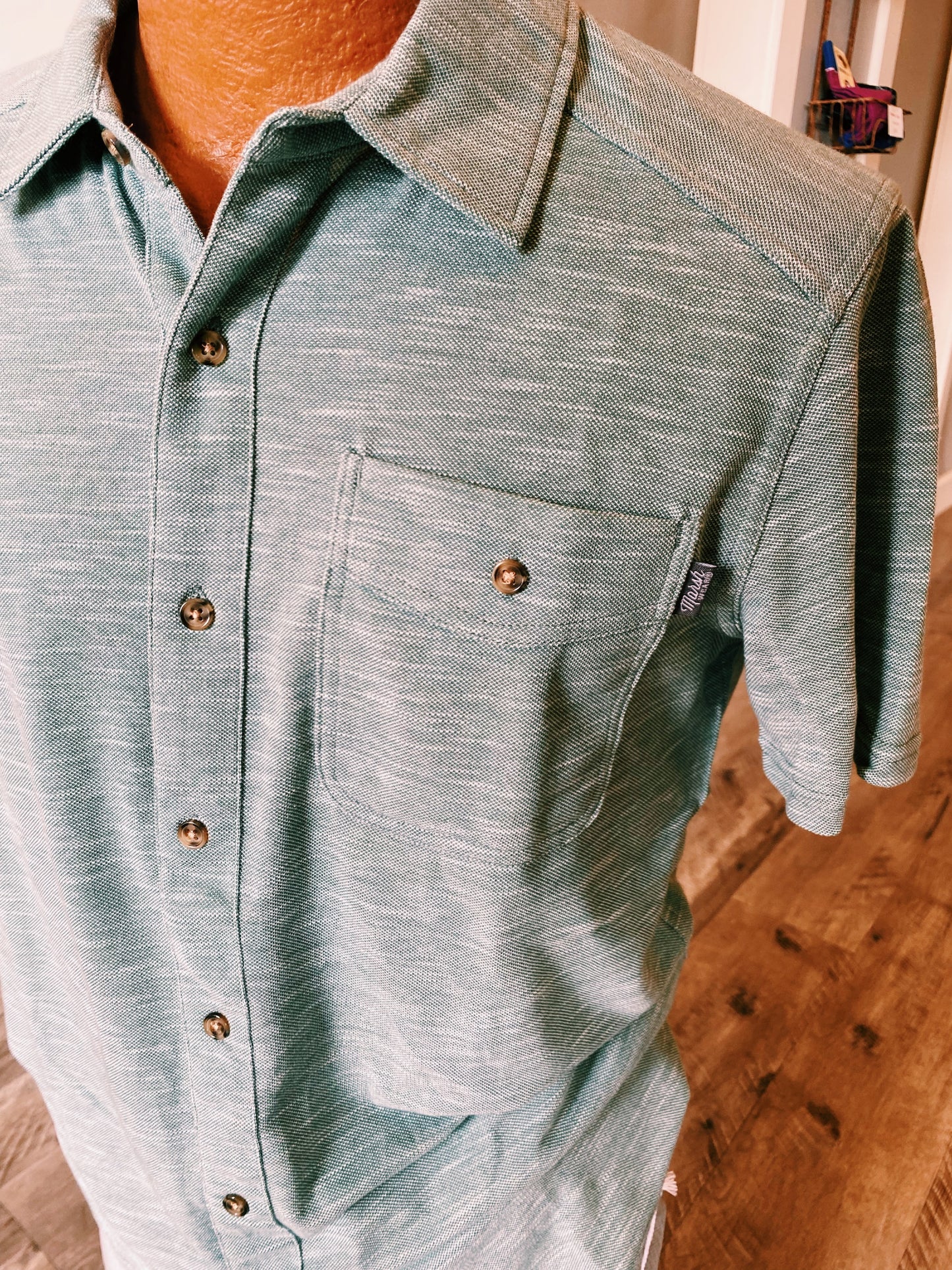 Coffin Point Agate Heather Button Up